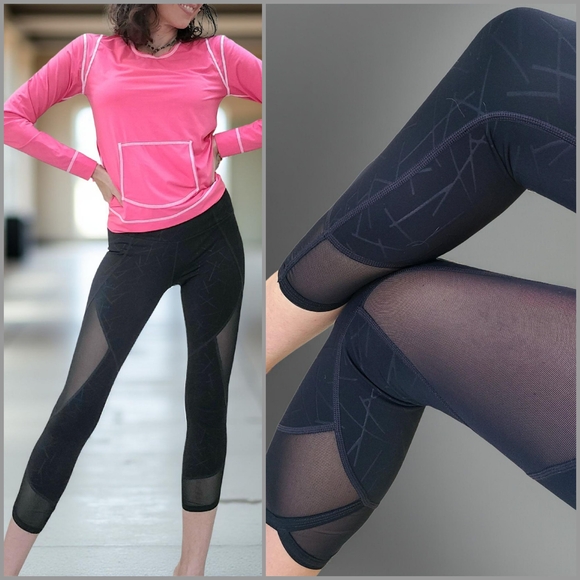 Athleta Pants - NWOT Athleta Mesh Panel Black Leggings Size S